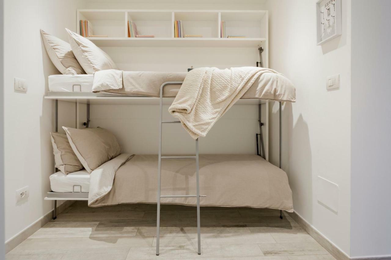 Charming Apartment On The Darsena Navigli - Pulizia Eccezionale Milan Extérieur photo